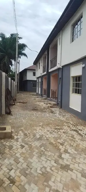 Furnished 3bdrm Block of Flats in Adorable Estate, Yakoyo/Alagbole