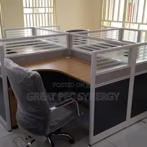 4 Space Standard Office Work Station