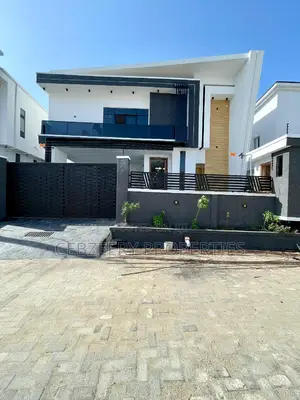 5bdrm Duplex in Lekki for sale