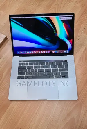 Laptop Apple MacBook Pro 2017 16GB Intel Core i7 SSD 2T