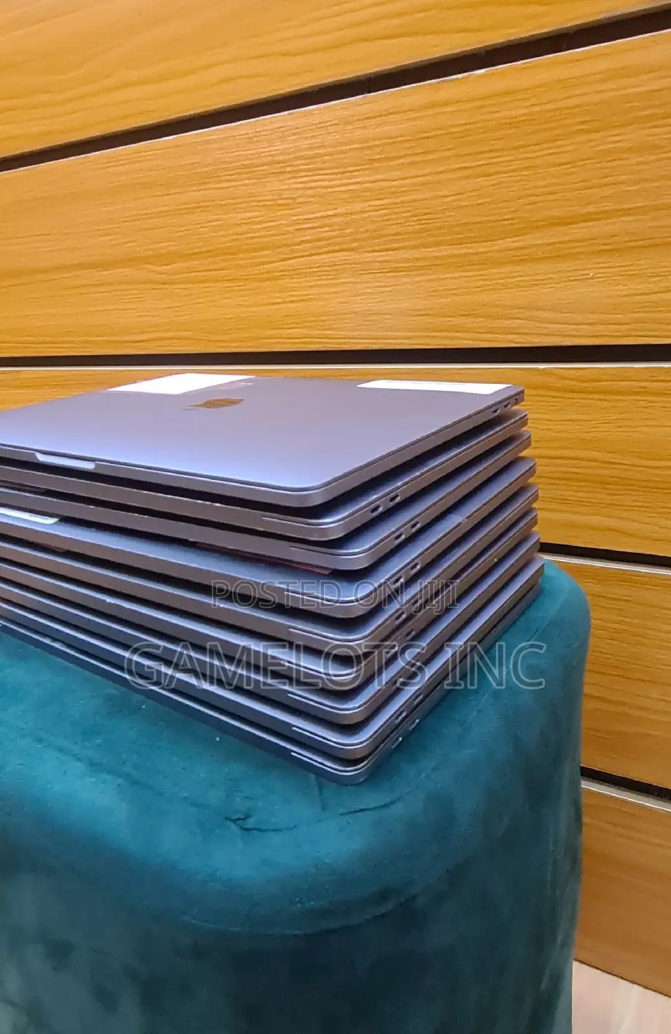 Laptop Apple MacBook Pro 2018 16GB Intel Core i7 SSD 512GB