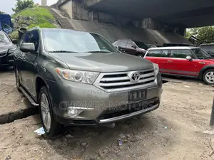 Toyota Highlander 2013 Gray