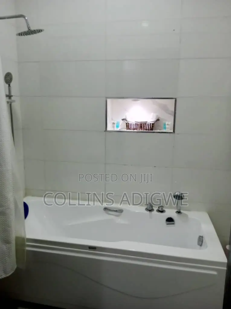Luxurious 1 Bed Apartment