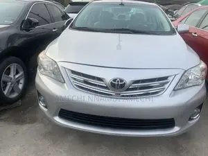 Toyota Corolla 2013 Silver