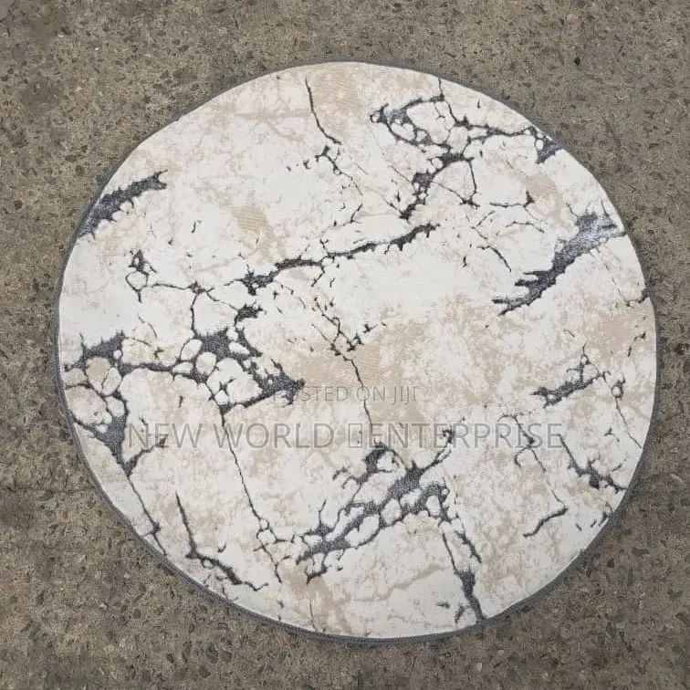 4by4 Feets Round Centre Rug