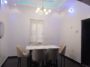 Dining 6 Chsirs