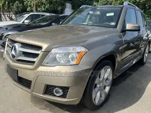 Mercedes-Benz GLK-Class 350 4MATIC 2011 Gold