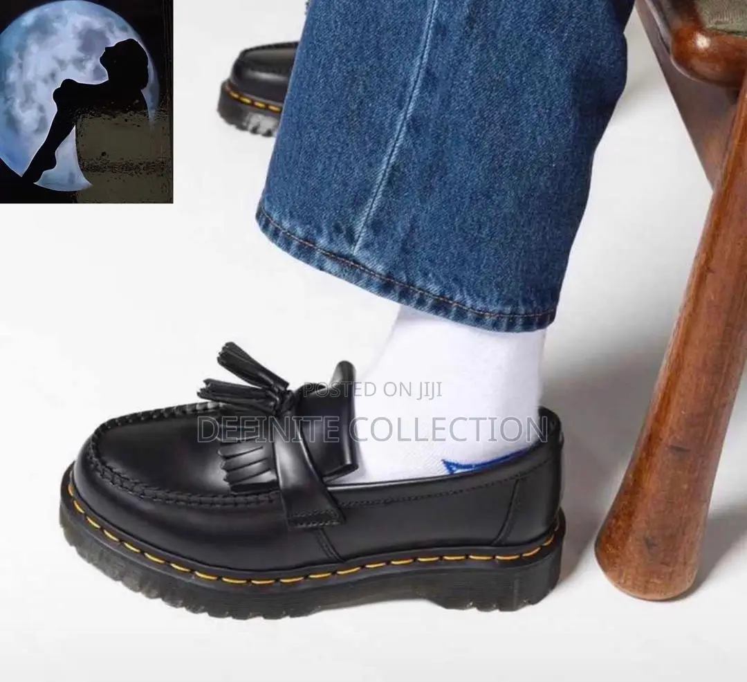 DR MARTENS Luxury Shoe