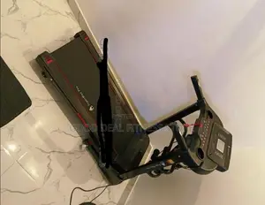 Big 2.5hp Standard Treadmill With Massager and Mp3 Player
