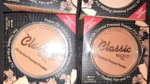Photo - Classic Mineral Pressed Powder