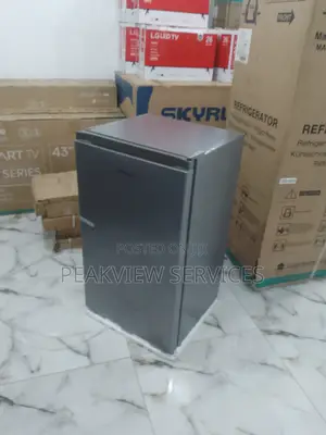 Low Noise (093dr) Table Top Refrigerator Hisense