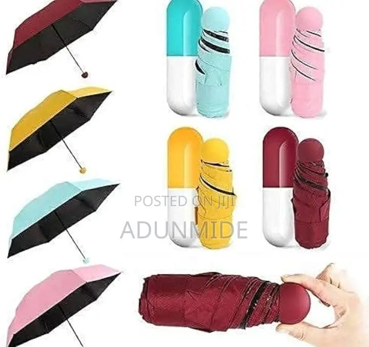 Customizable Foldable Umbrellas
