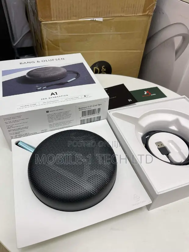 【非売品】メルセデス限定 B&O Beosound A1 2nd Gen ベンツ限定 Bang&Olufsen Beosound A1 2nd Gen Bang & Olufsen