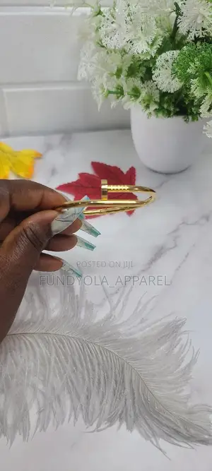 Beautiful Female Bangle