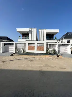 5bdrm Duplex in Ajah for sale