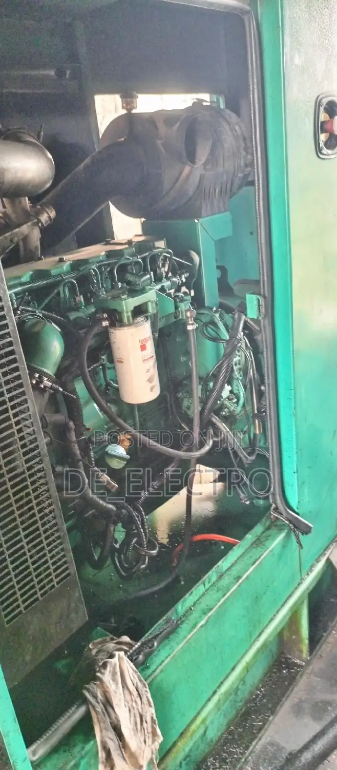 Soundproof Generator Mechanic/Maintenance Auto Changeover