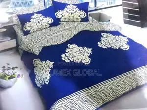 Complete Duvet Set With Bedsheets and Four Pillow Case