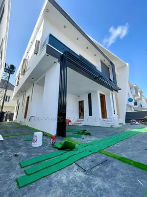 5bdrm Duplex in Osapa london for sale