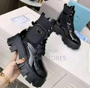 Quality Fashion Female Boots