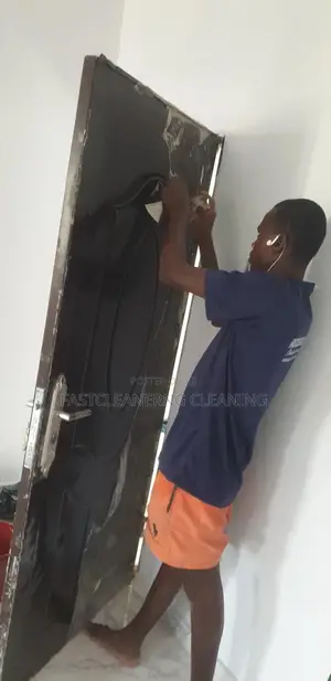 Residential/ Commercial Cleaning
