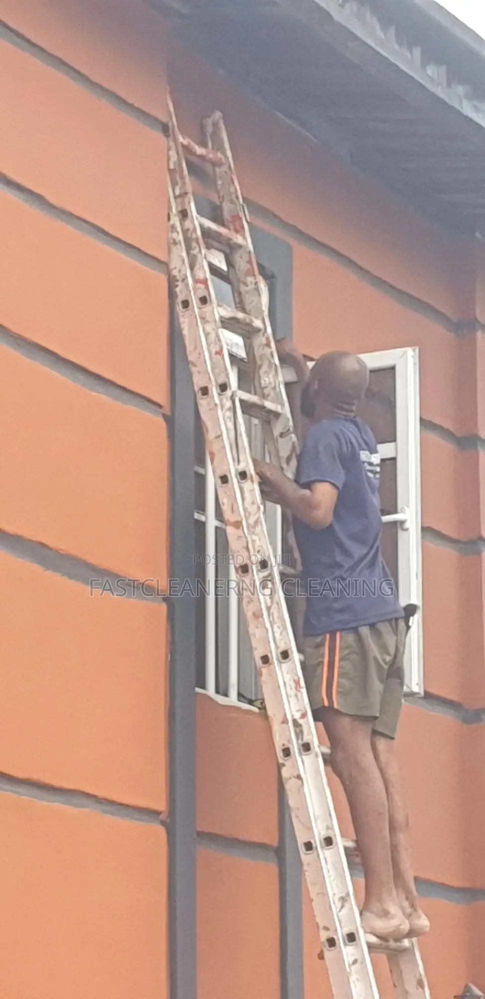 Residential/ Commercial Cleaning