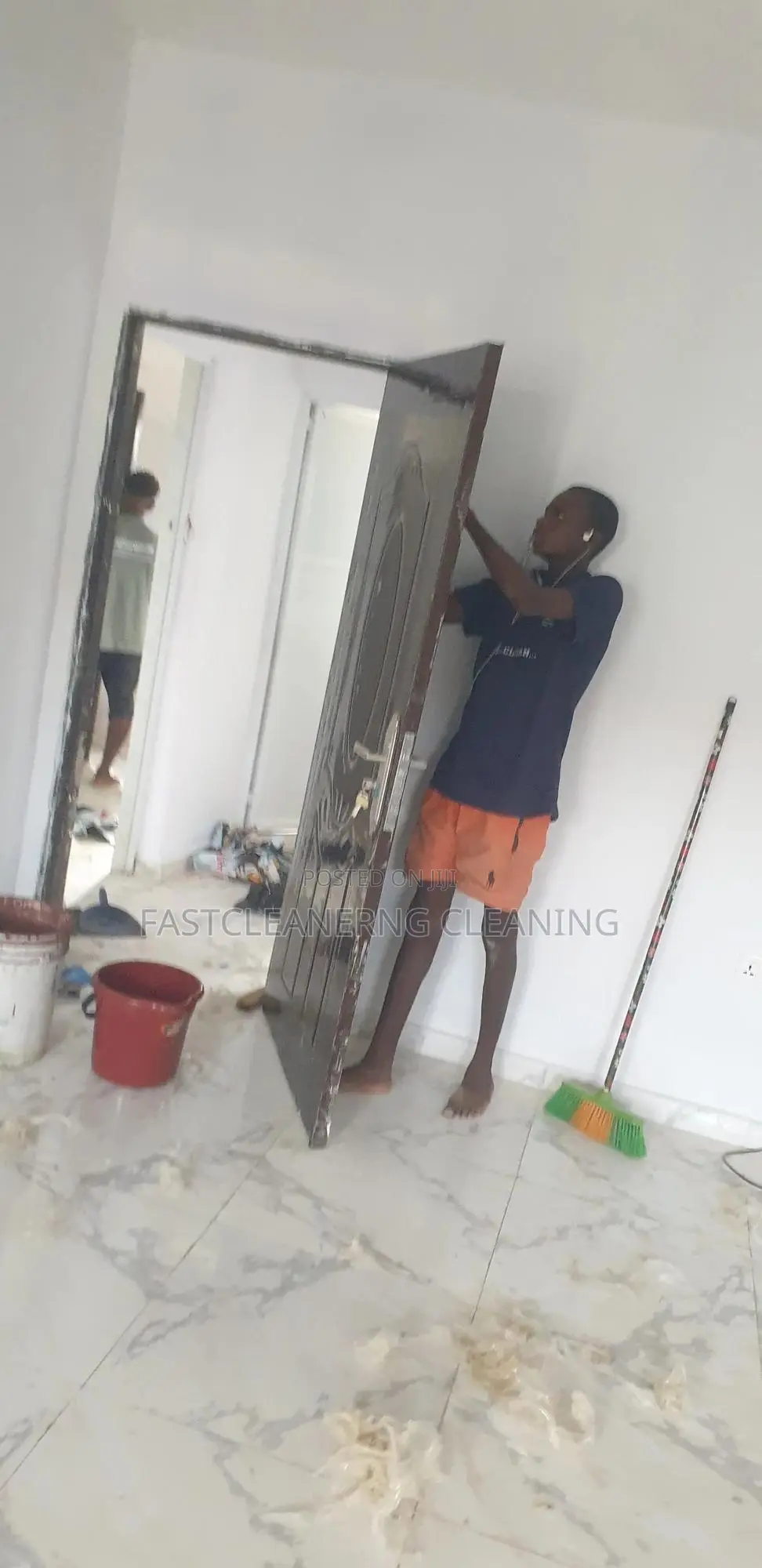 Residential/ Commercial Cleaning