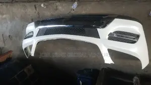 Ml350 2014 Complete Front Bumper With LED Foglight