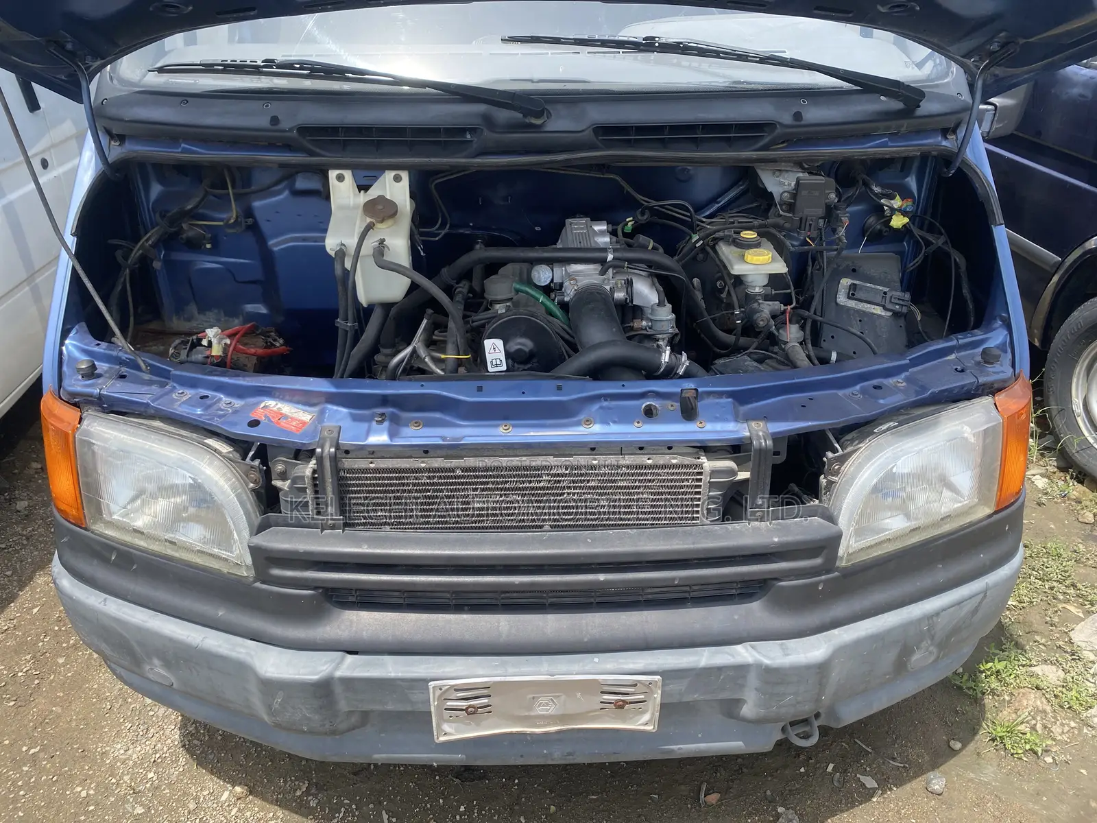 Ford Transit 2004 Blue