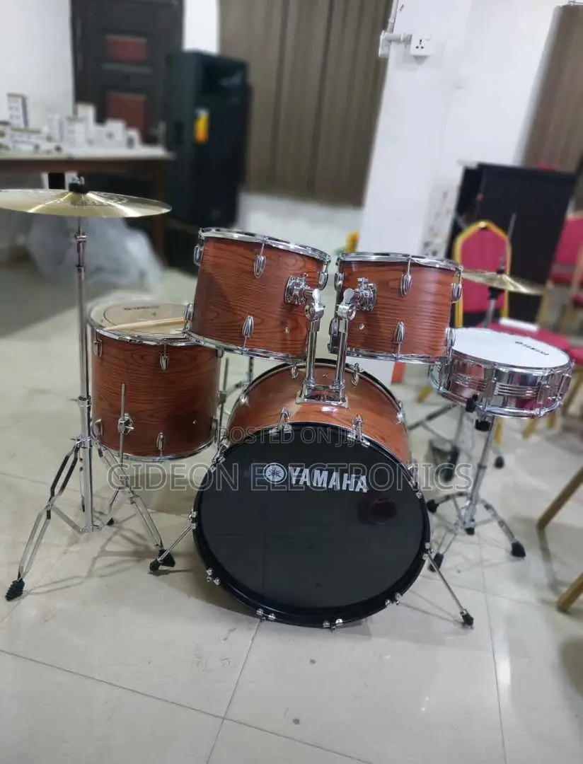 Yamaha Drum Set.