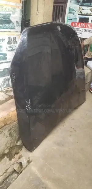 Glc300 2017 Bonnet