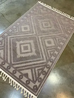 Classic Center Rug