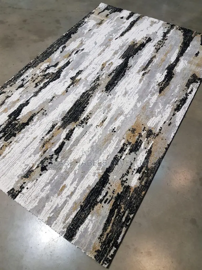 Classic Center Rug