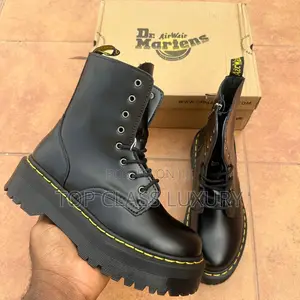 Dr Martens *Dr Martens Platform Boots*