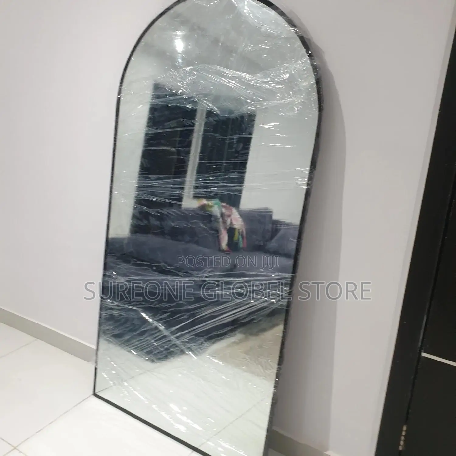 Design Mirror With Led Lights