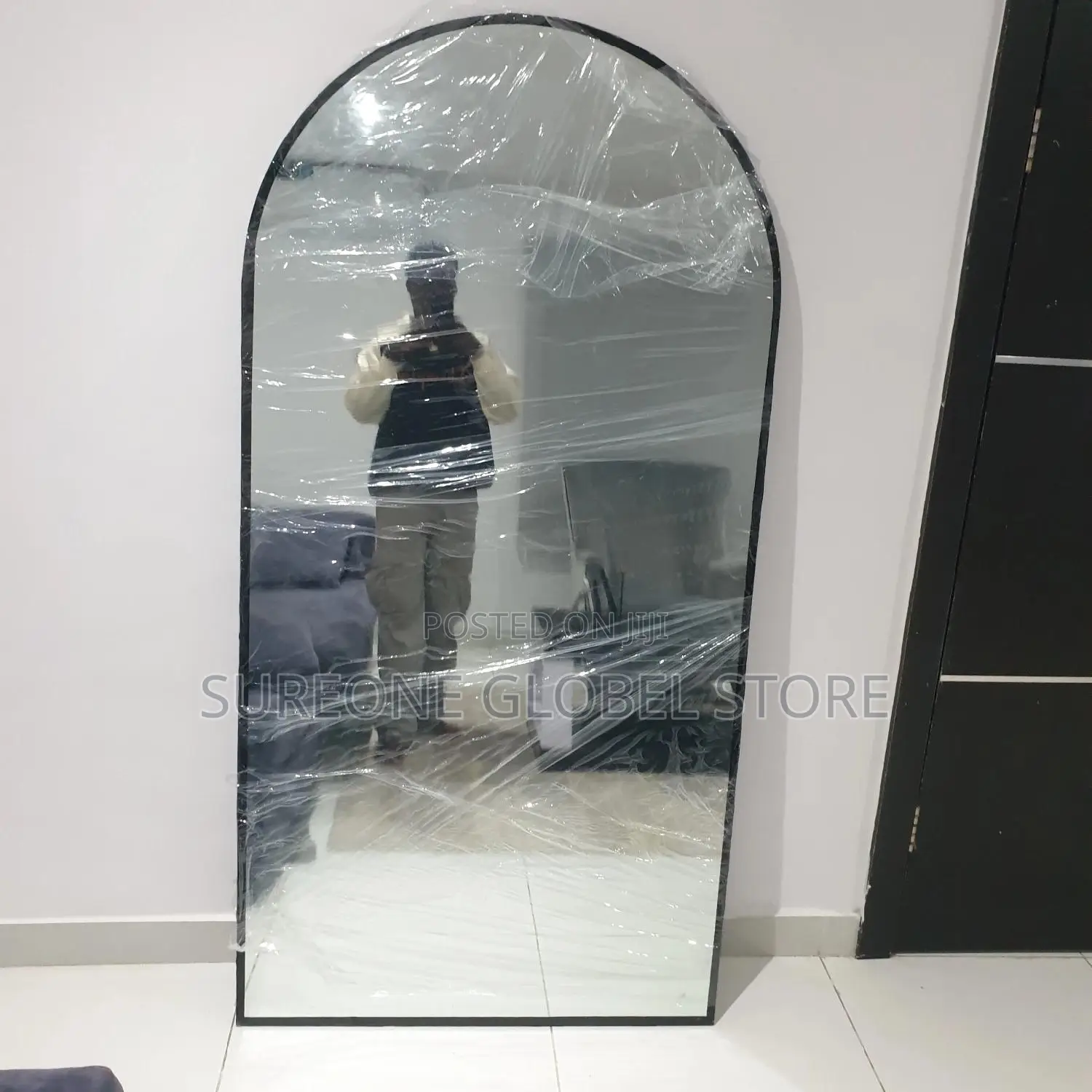 Design Mirror With Led Lights