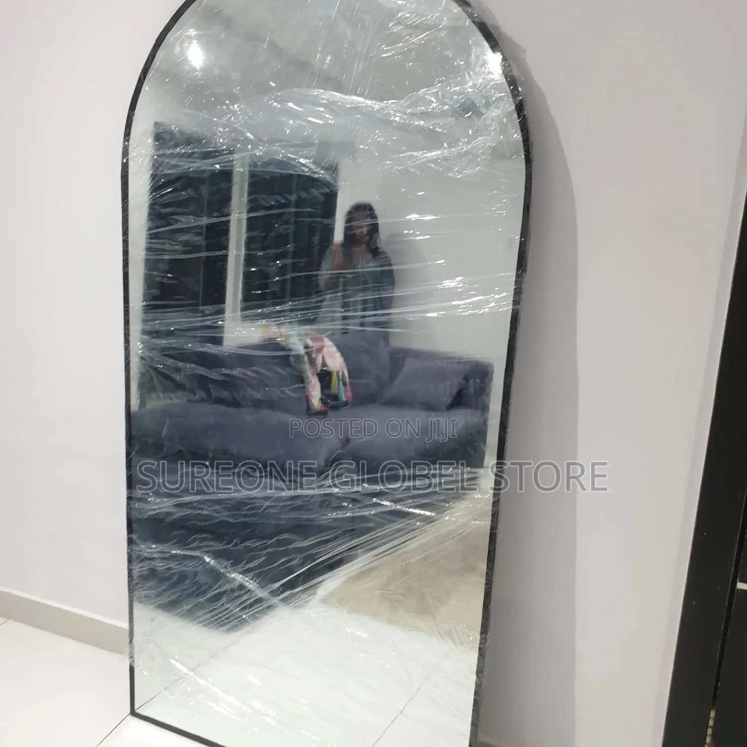 Design Mirror With Led Lights