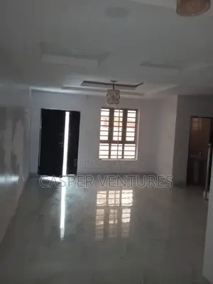 4bdrm Duplex in New Road, Lekki for rent