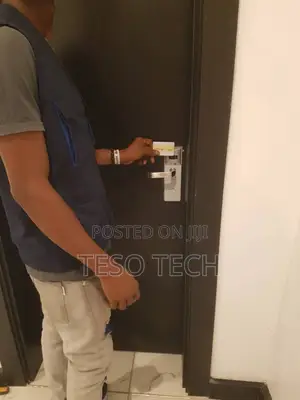 Contact Us for Your Hotel Card Lock Installation.