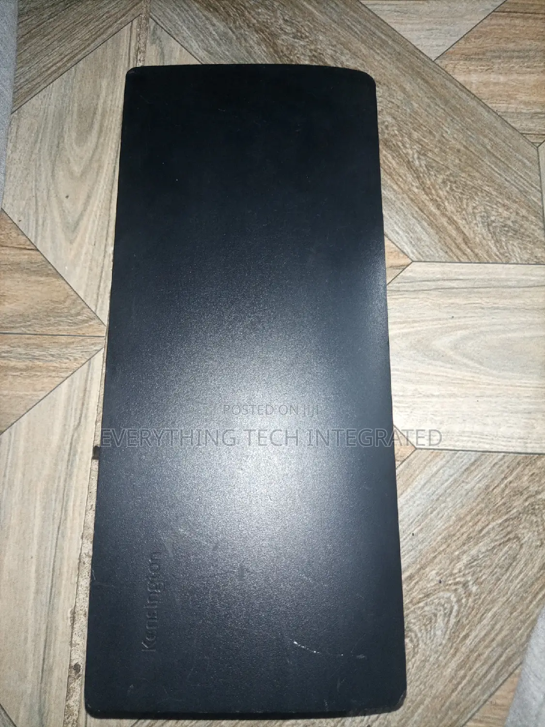 744 Kensington SD4600P USB-C Docking Station