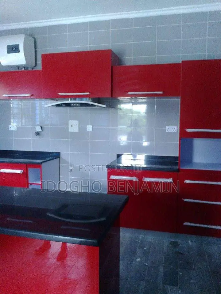 HDF High Gloss Kitchen Cabinets