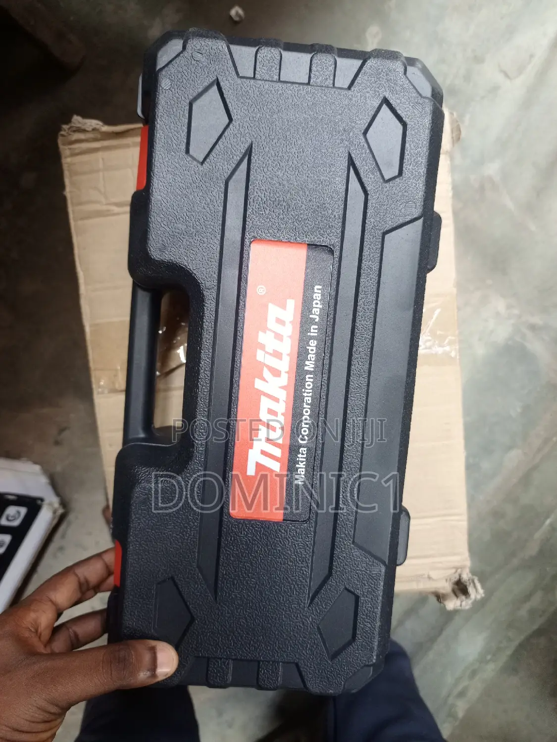 Makita Battery Chainsaw 8 Inches