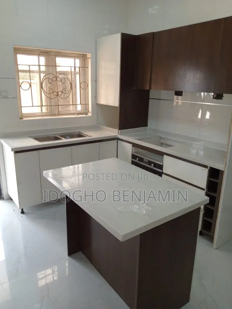 Classic Mini Kitchen Cabinets