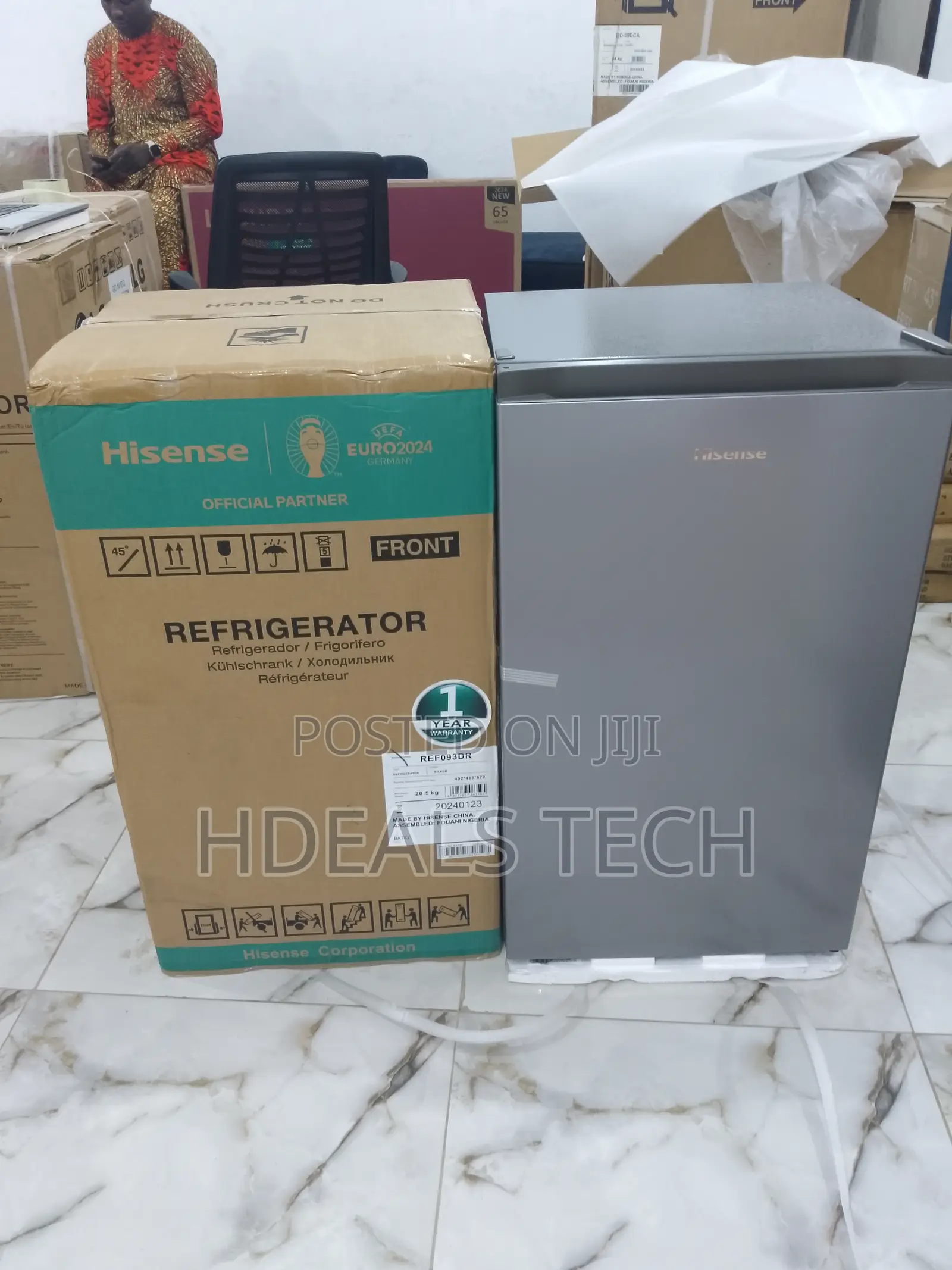 Hisense 90L Single Door Refrigerator REF 093DR.