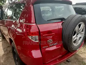 Toyota RAV4 2007 Red