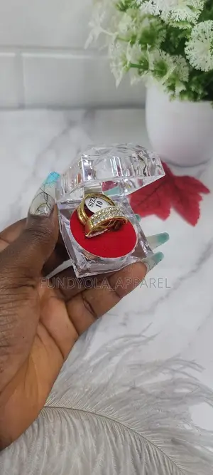 Non Tarnishing Gold Wedding Ring