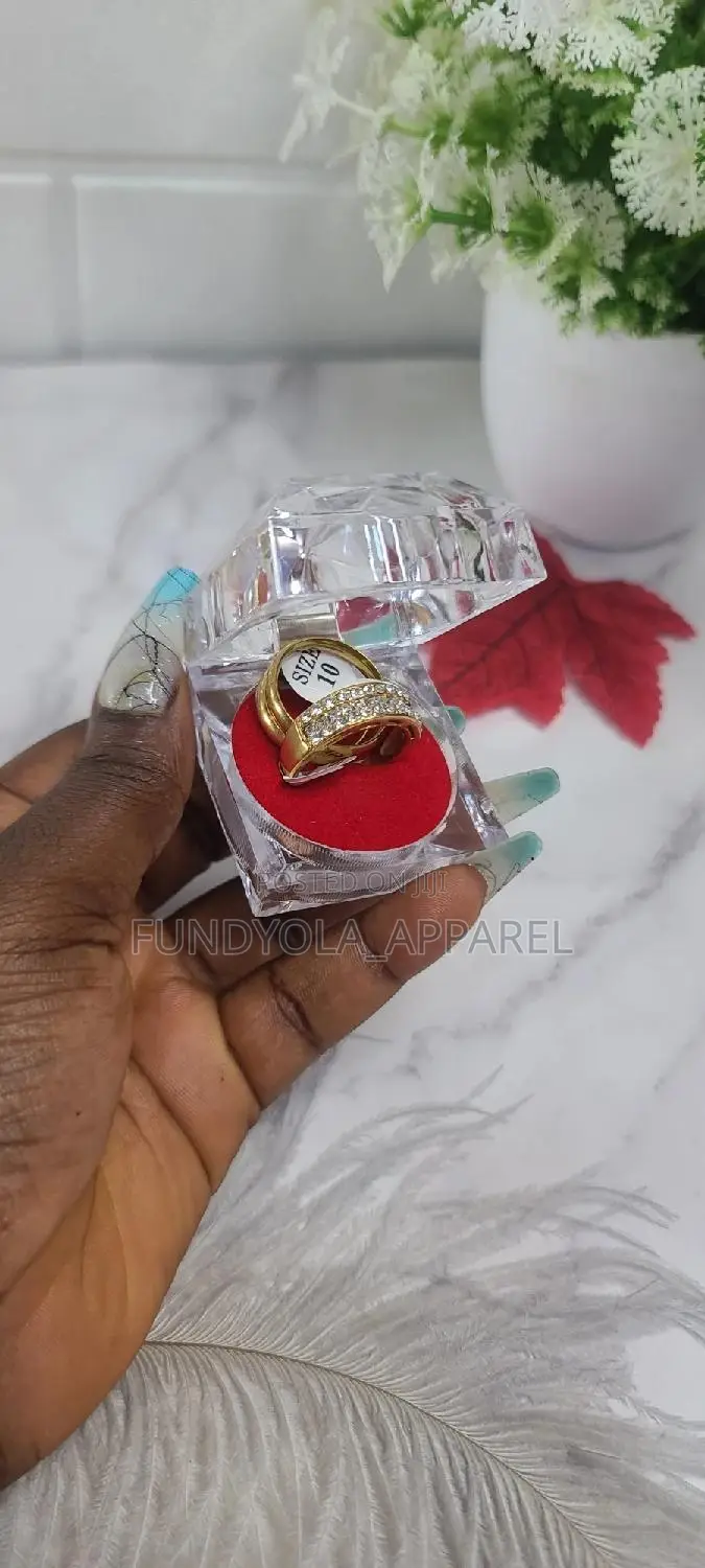 Non Tarnishing Gold Wedding Ring