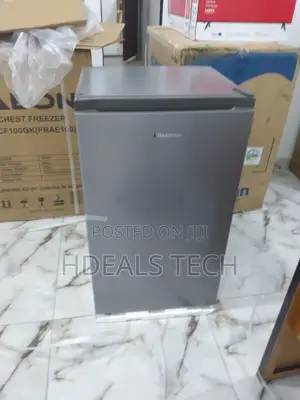 Fastselling 90litres Hisense Refrigerator REF093DR