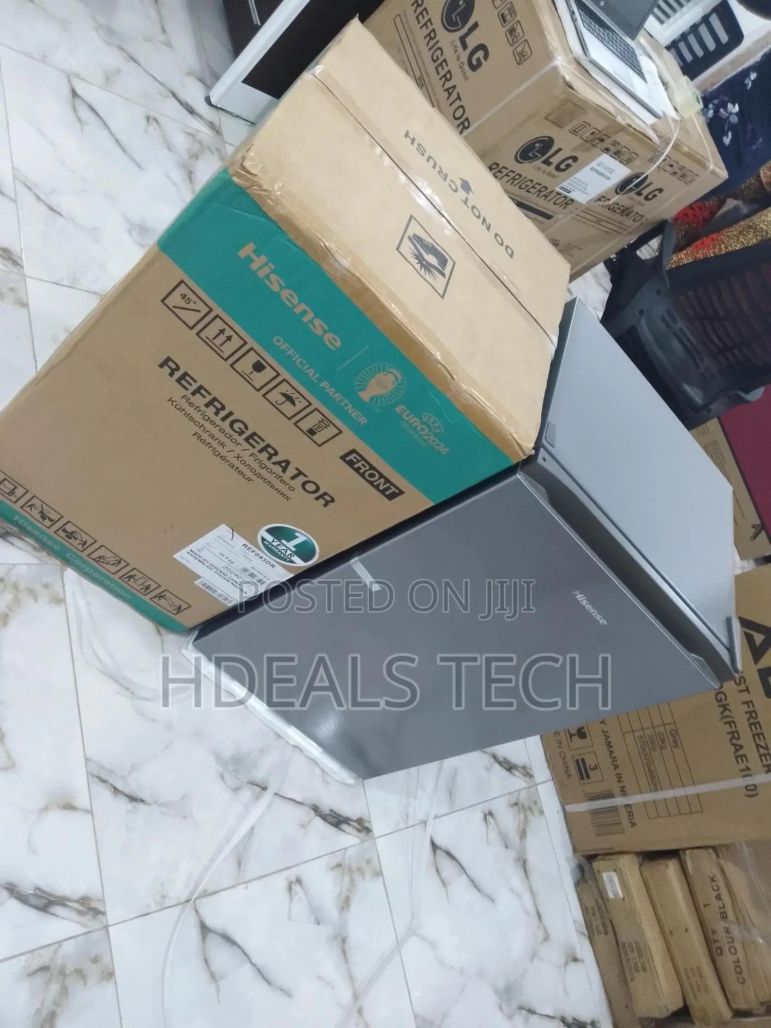 User-Friendly Refrigerator 90litres Hisense With Adjustable