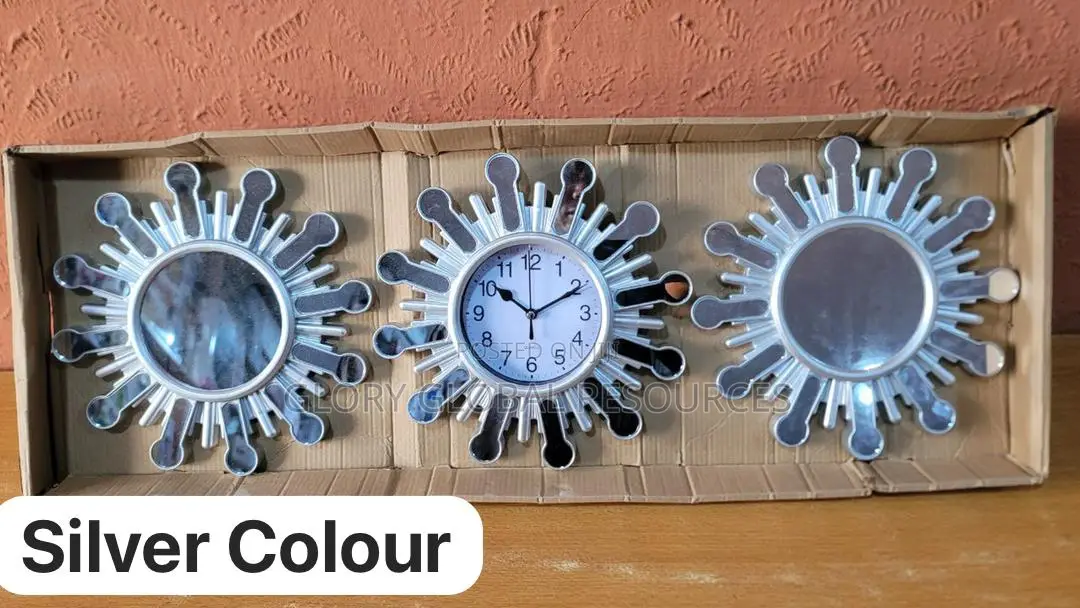 Dazzling Modernized Noiseless Movement Wall Clock With Dual