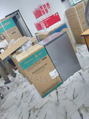 Hisense Refrigerator 90l,Manual Defrost System,Adjustable 